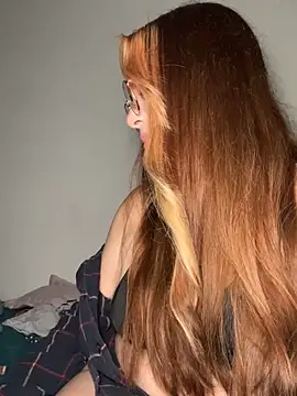 NatyOlson online show from October 2, 5:01 am