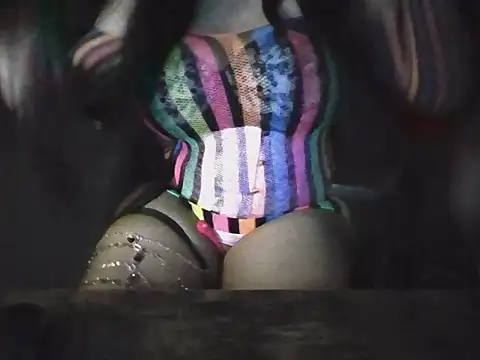 JulieJoe  online show from October 29, 4:31 pm