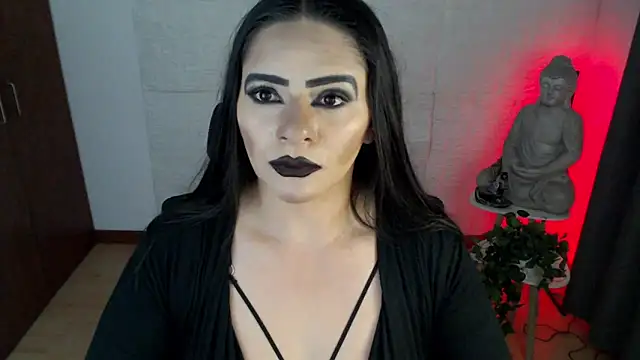 GODDESS EVANS online show from April 7, 11:40 pm