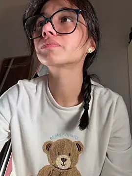 Adriennesexxx online show from March 7, 10:17 pm