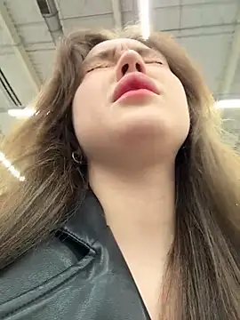 Peachy Dream online show from November 30, 6:23 pm