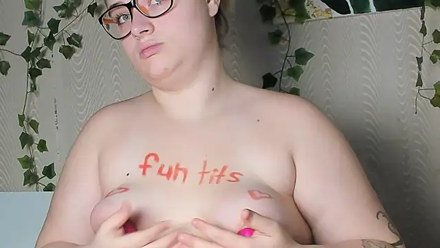 Seductive She Wolf online show from October 13, 4:31 pm