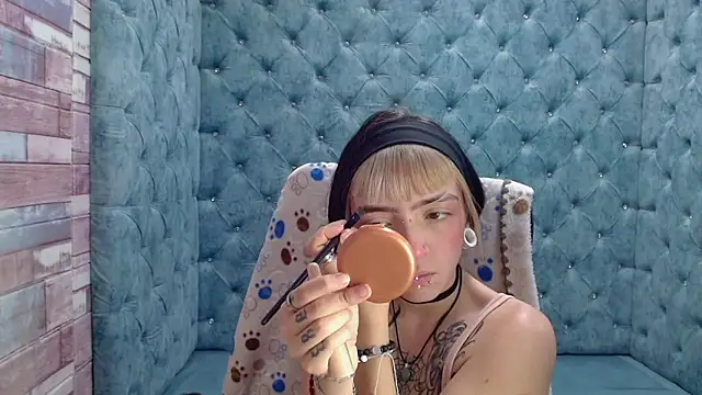 Samantha Smiith online show from October 10, 4:39 am