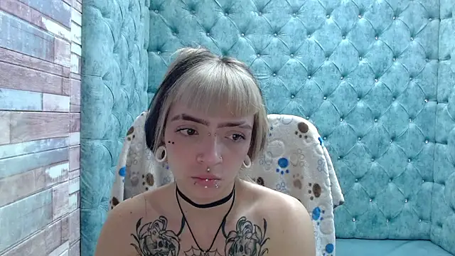 Samantha Smiith online show from October 16, 3:42 am