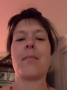 CUMFOREVERY1nTitTiES2 online show from April 4, 2:10 am