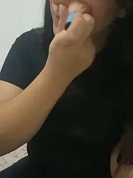 yassminsexy22 online show from September 24, 6:07 pm