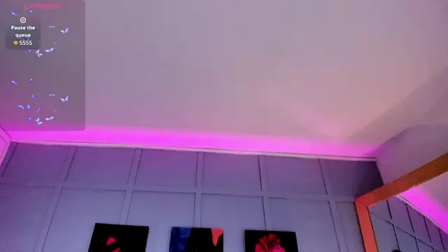 Elizabeth Santos online show from November 15, 4:35 am