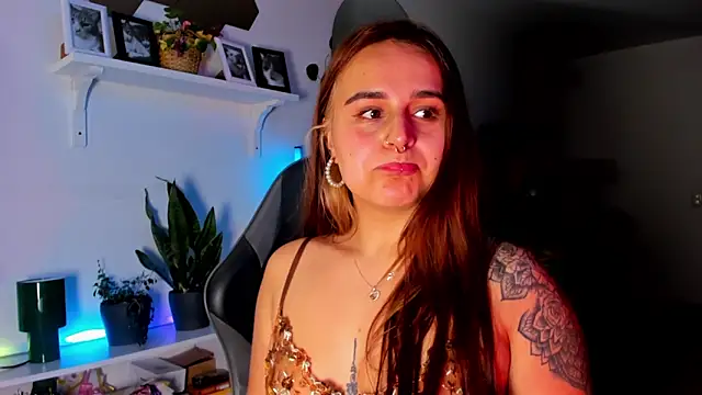 evy orange1 online show from March 23, 12:06 am