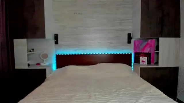 Chris Brunnet online show from September 14, 12:58 pm