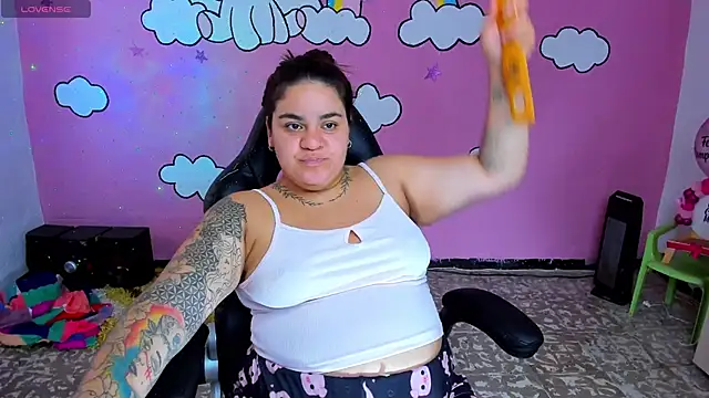 Sharon hils online show from April 15, 6:08 pm