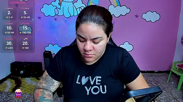 Sharon hils online show from April 13, 1:12 pm