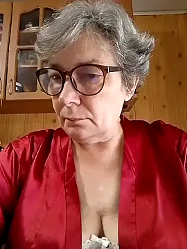 IrinaSweet54 online show from September 16, 6:10 am