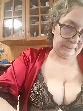 IrinaSweet54 online show from June 7, 8:43 am
