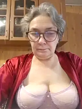 IrinaSweet54 online show from November 27, 8:17 am