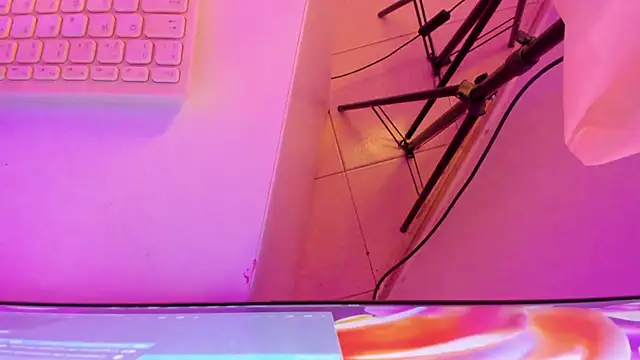 sarah  bigboobs online show from February 11, 3:20 am