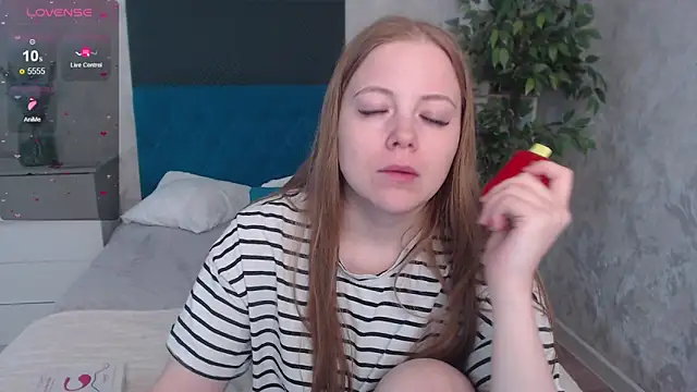 JennyyHot online show from February 28, 7:41 am