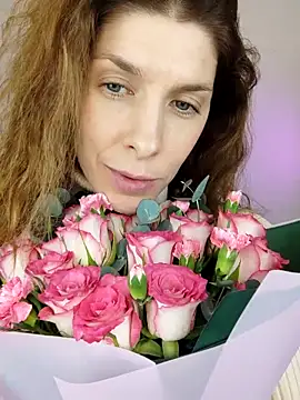 YourSuperModel online show from January 18, 2:02 pm