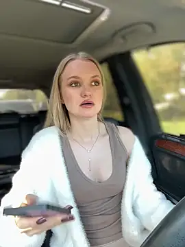 Devill Angel  online show from September 30, 11:16 am