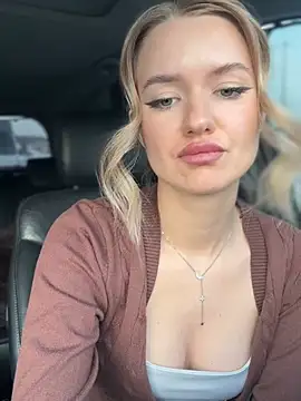 Devill Angel  online show from January 17, 10:01 am