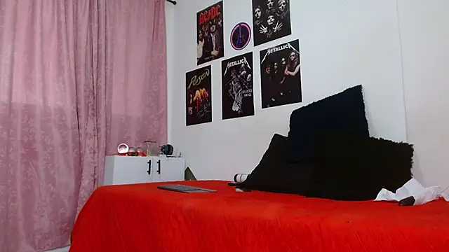 scarlett  morgan online show from September 30, 2:55 pm