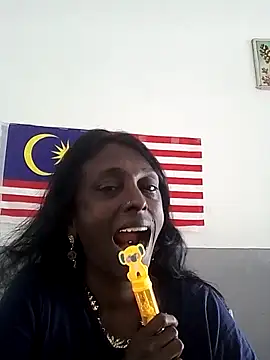 mamakarma1403 online show from November 6, 3:45 am