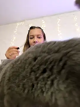 AliceBrayan online show from September 20, 5:06 am