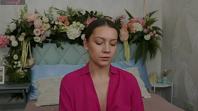 AliceBrayan online show from February 24, 5:22 pm