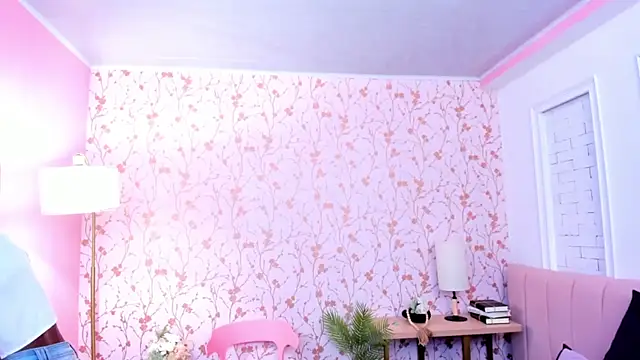 amber-hill online show from February 16, 7:14 pm