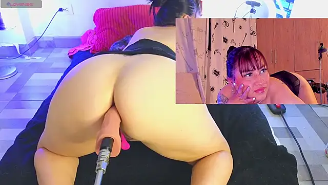 jolee   online show from February 12, 12:23 am