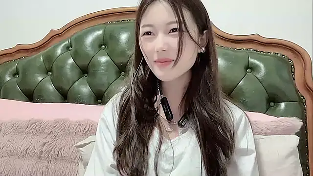 Sweet-Angel999 online show from March 29, 4:06 pm