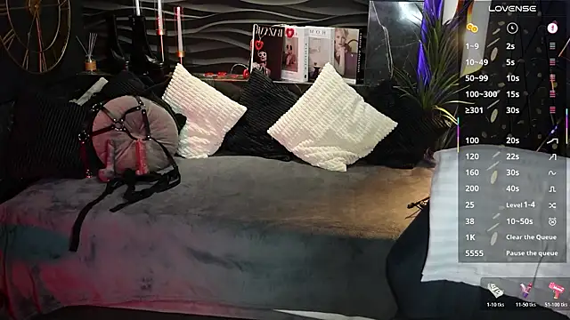 Lily Moonlight online show from March 27, 7:43 am