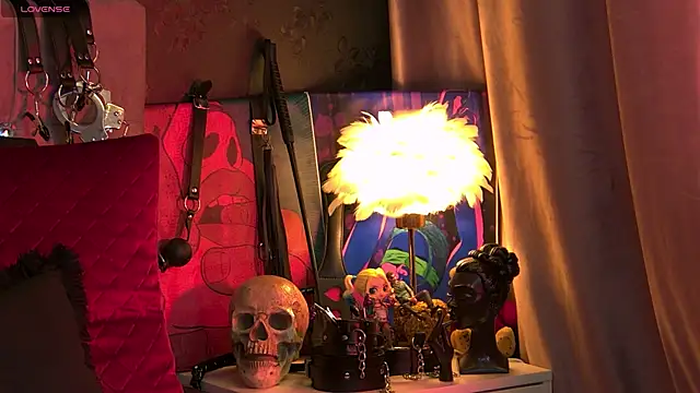 ZoeMesmerize online show from March 27, 11:44 am