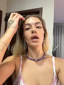 -Sexy Barbie- online show from April 14, 6:24 am