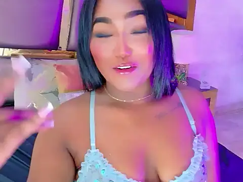 AlejandraLeroy online show from October 3, 5:01 am