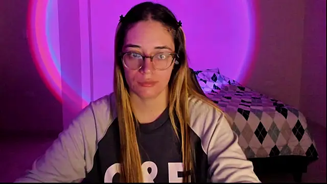 atenas 05  online show from October 12, 10:06 am