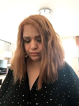 cansuozell online show from February 15, 7:33 am