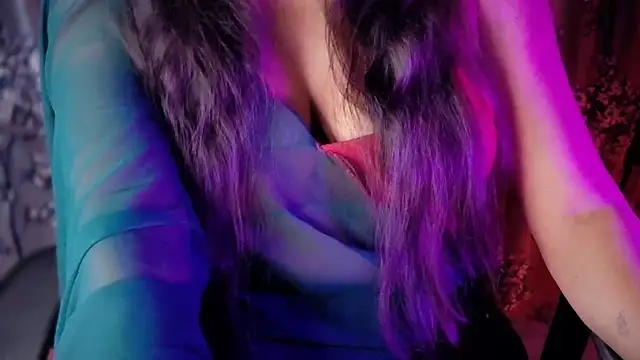 SexyAndHottie online show from December 16, 3:29 pm