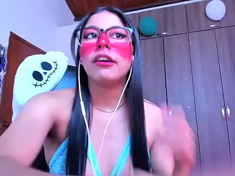  ALLYSON18  online show from October 24, 1:51 pm