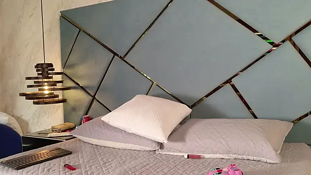 ammy durand online show from March 6, 7:09 pm