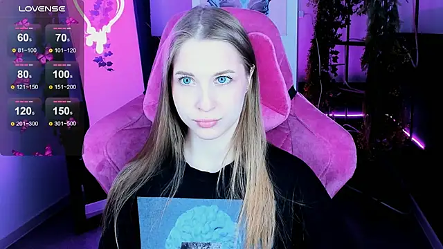 CuteMousee online show from October 8, 5:23 am