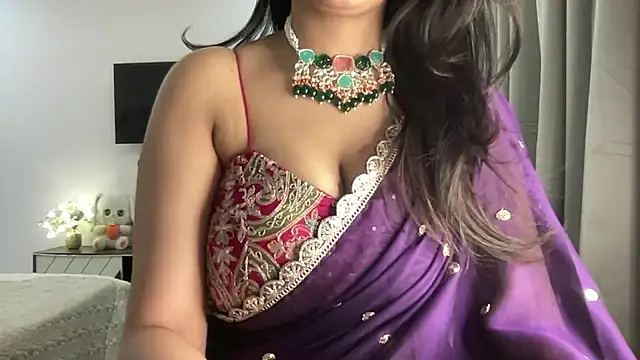 Wild Fantasy 7 online show from October 22, 8:47 pm