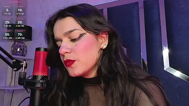 ValerieKay  online show from May 29, 9:24 pm