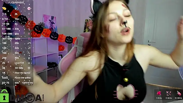 Lasly Fox online show from October 31, 12:23 am