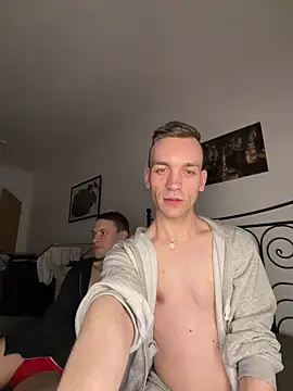 nickdtr23 online show from April 3, 7:45 pm