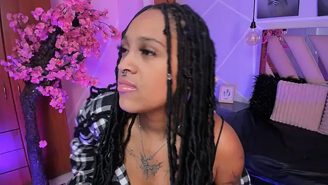 Elith noa online show from September 20, 7:56 pm