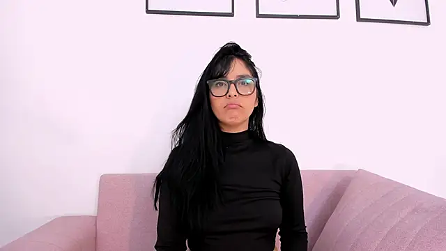  miaquevedo  online show from February 5, 12:19 pm