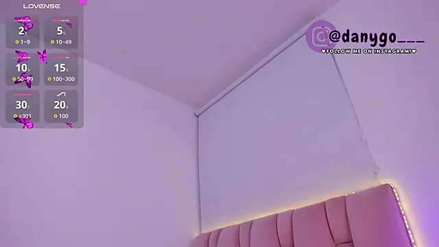 ZarianaEvanz online show from September 25, 10:18 pm