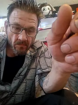 In2itvegassstyle online show from April 14, 3:50 am