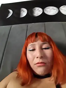 florecita9 online show from December 4, 5:14 pm