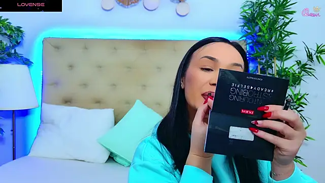 DaliyaArabian online show from January 12, 1:05 pm